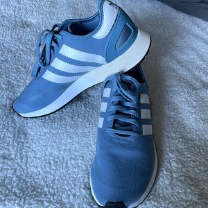 Adidas sneaker